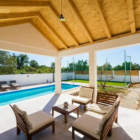 Luxury Aenona Villa *