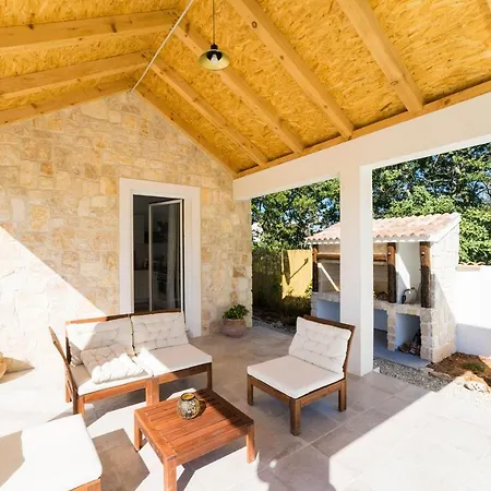 Luxury Aenona