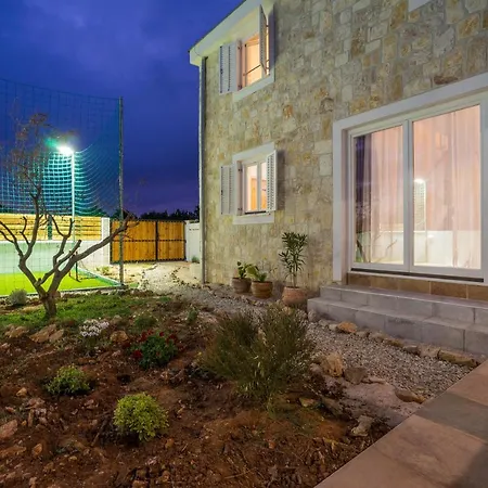 Luxury Aenona Villa