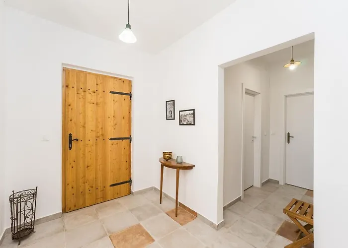 Luxury Aenona Villa *